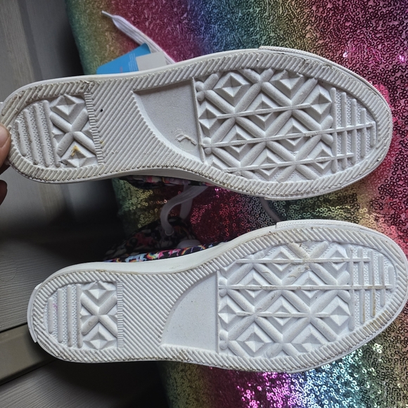 Lisa frank sneakers size 8 rainbow - Picture 6 of 6